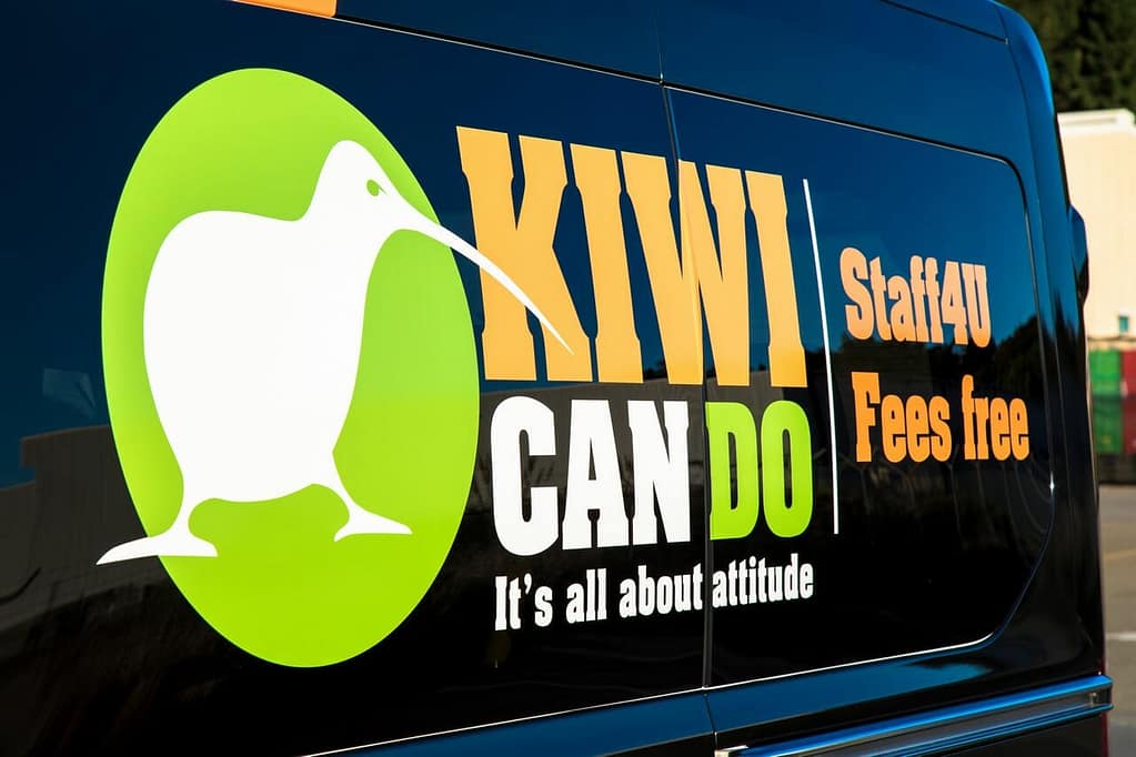 Kiwi Can Do Transit 14 copy - Wrap Innovations - Car Wrap, Blackout, Window Tinting Specialist Wellington